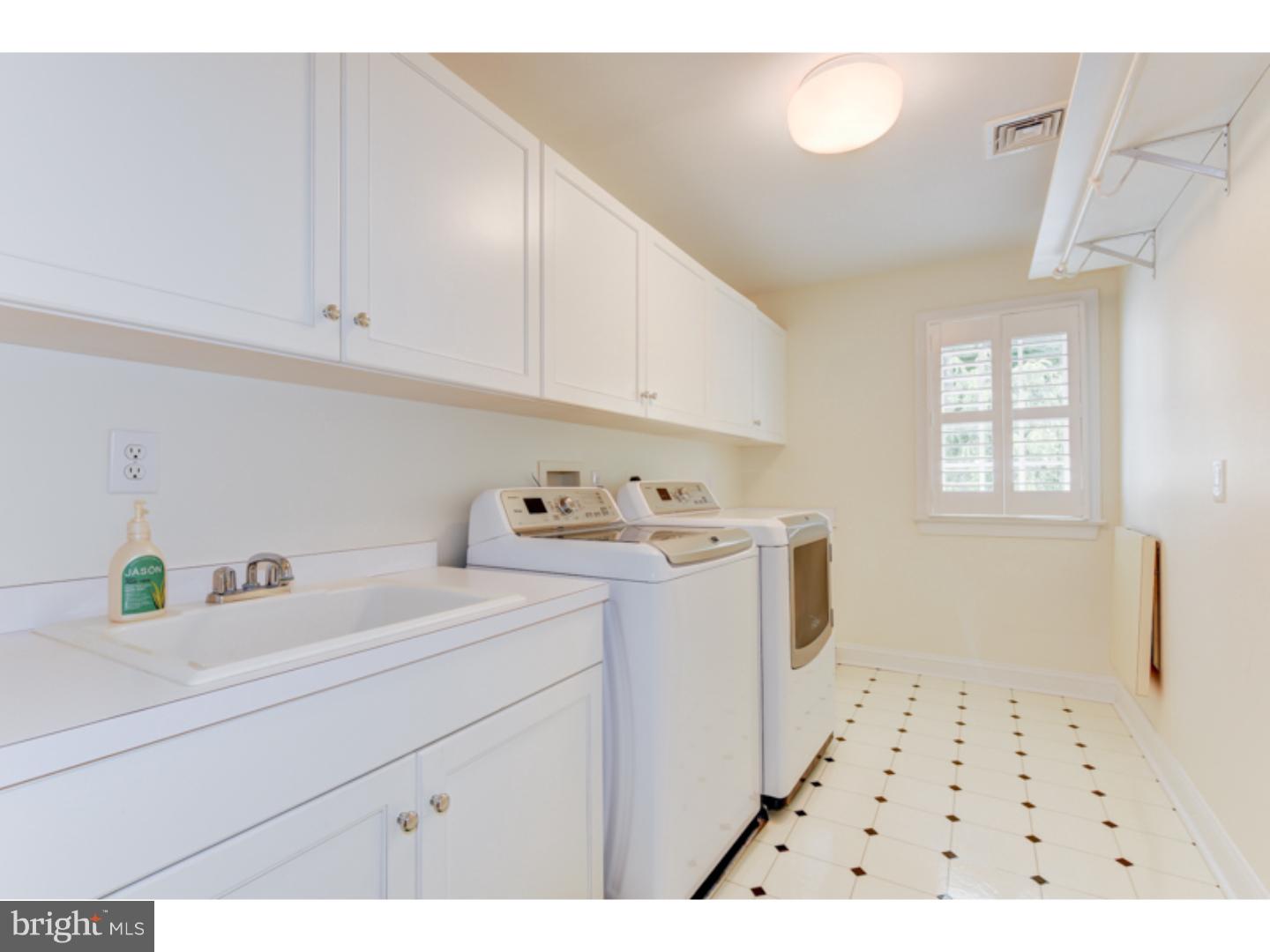 BROOKE FARM - Residential