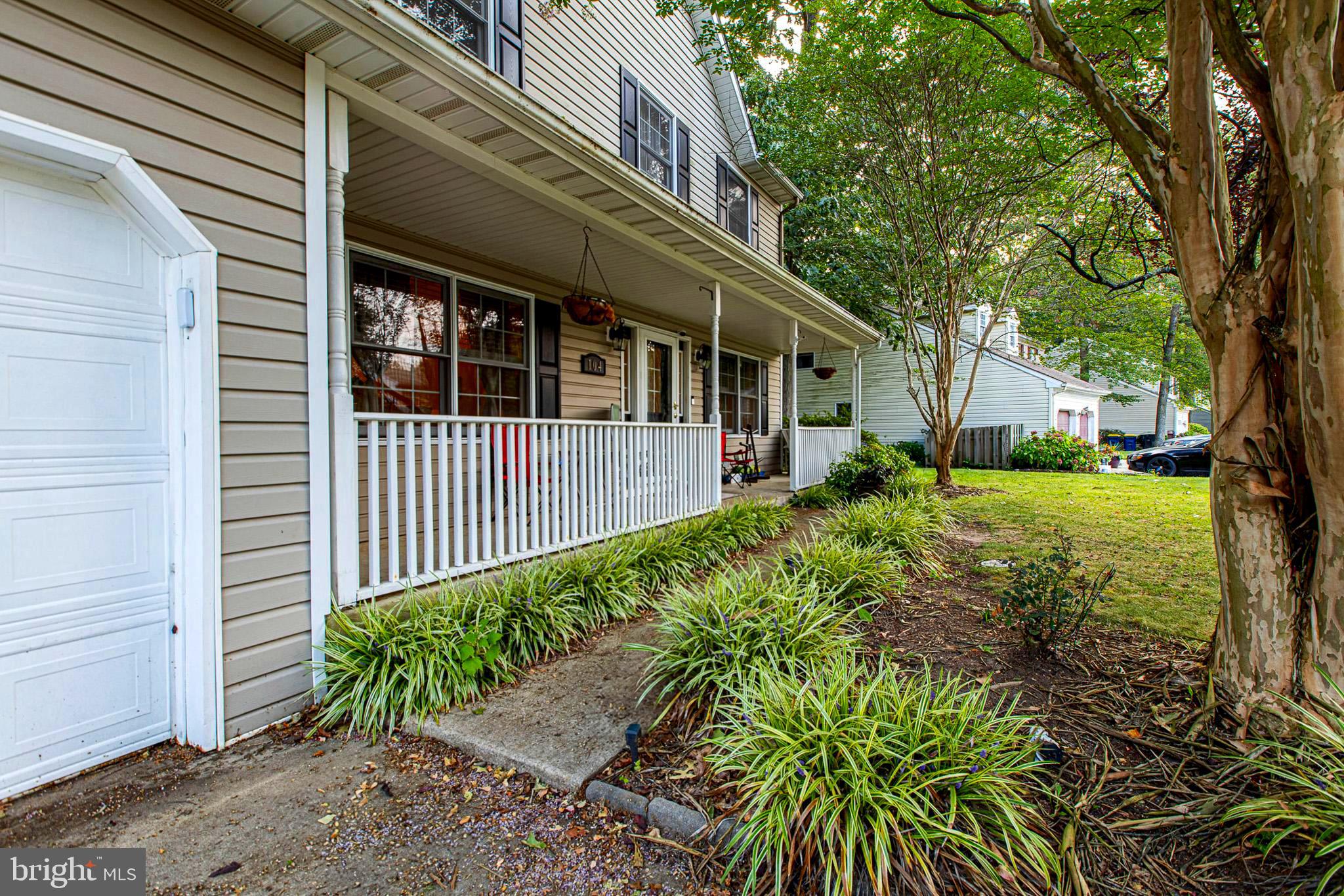 HIDDEN OAKS - Residential