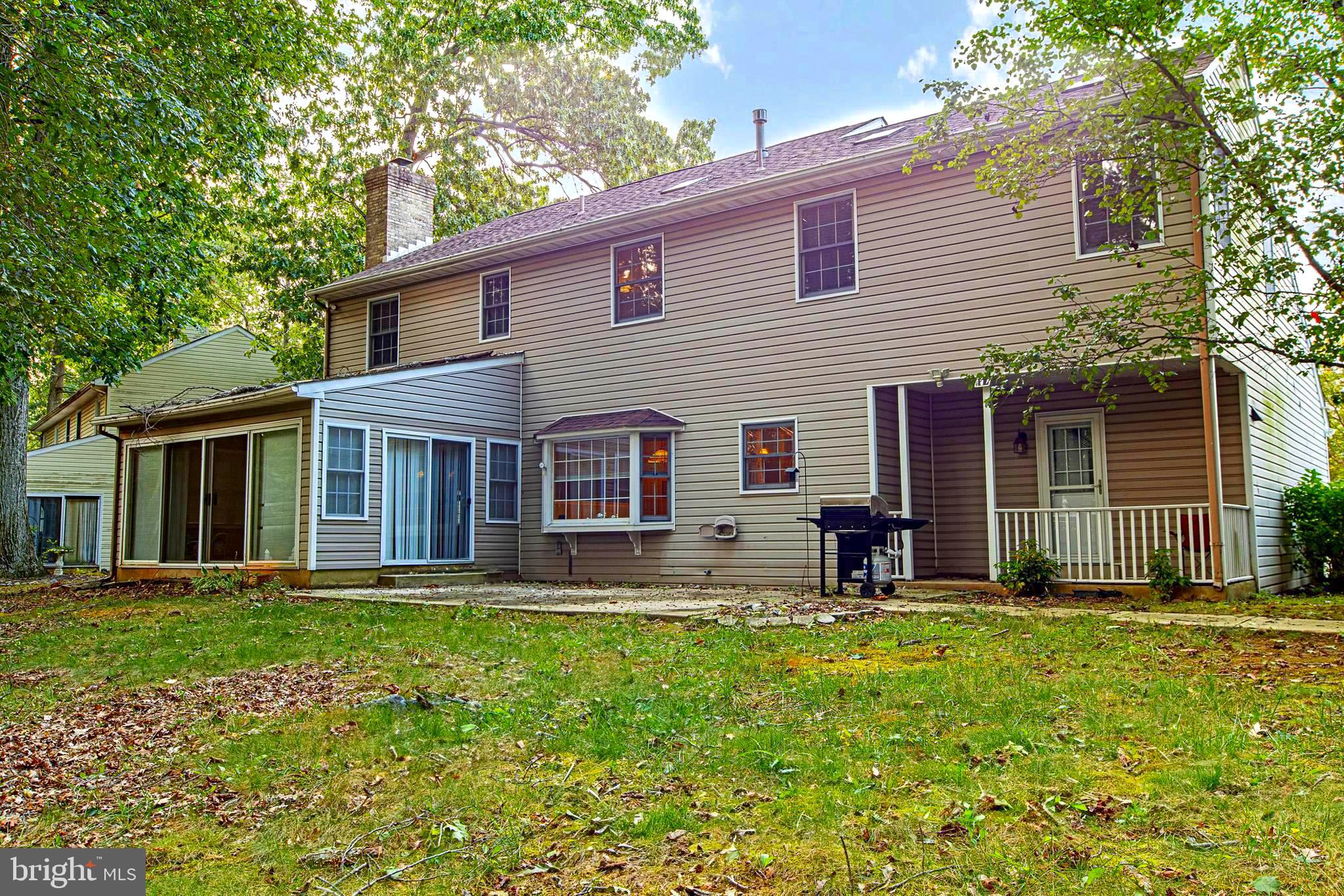 HIDDEN OAKS - Residential