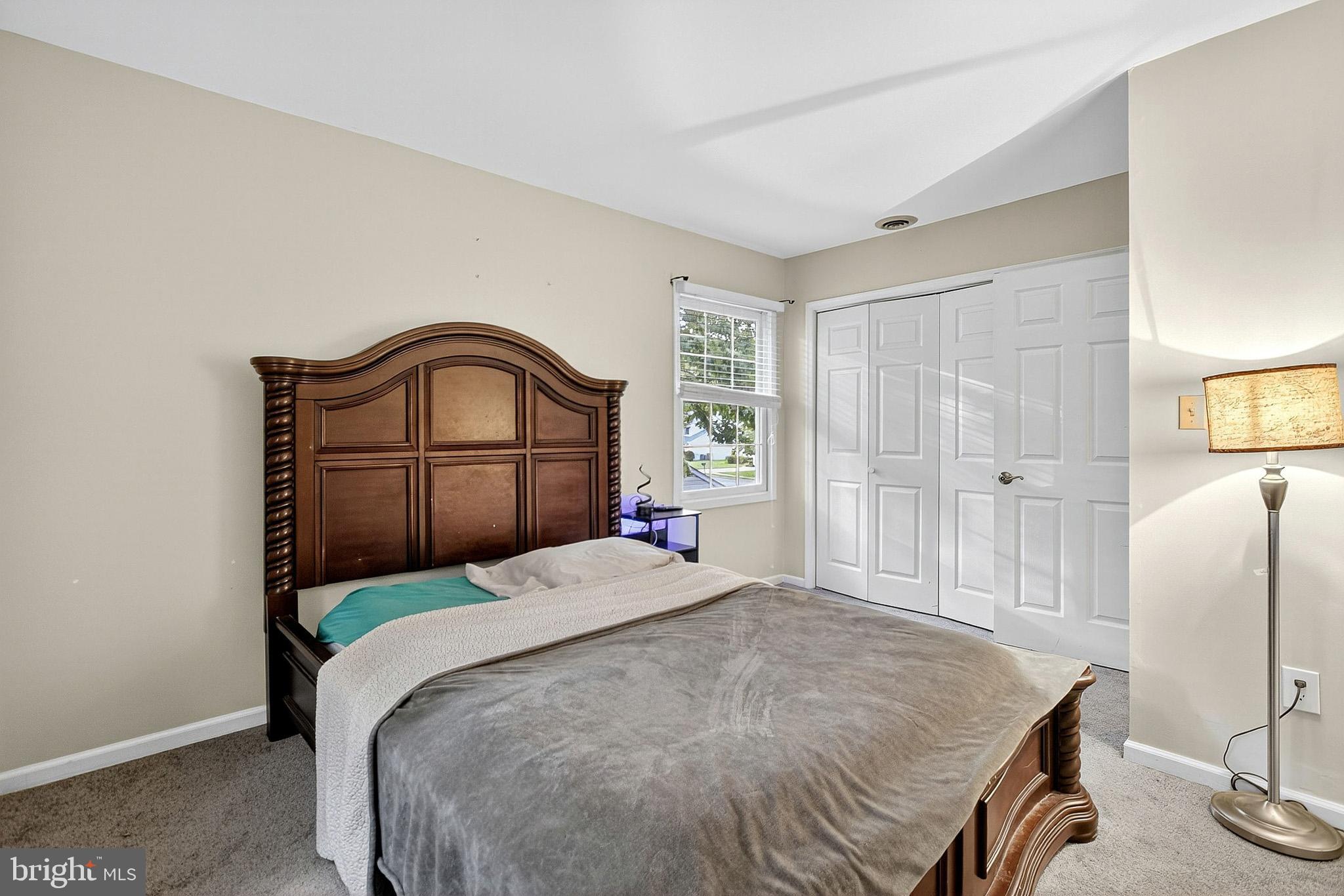 HIDDEN OAKS - Residential