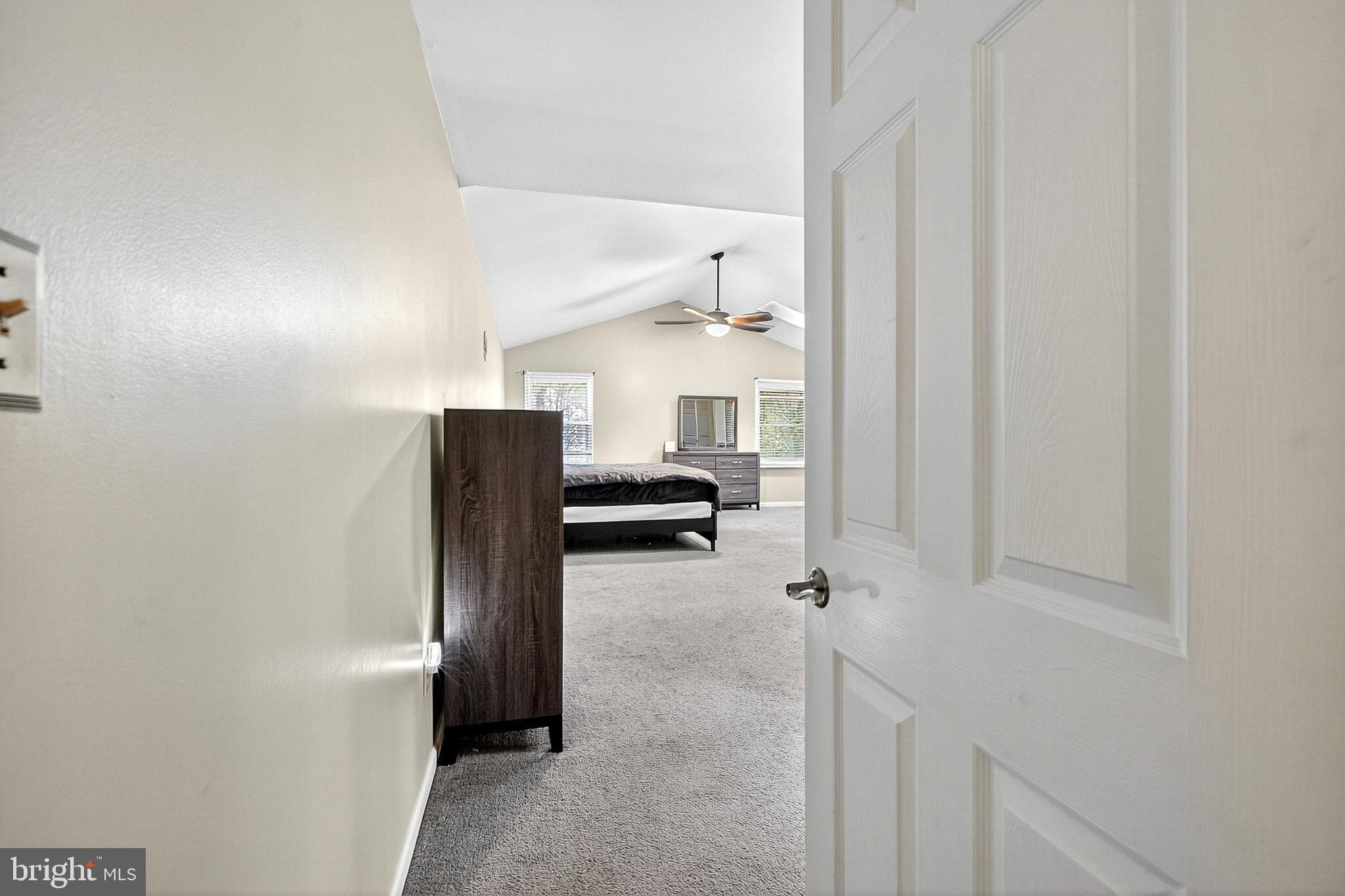 HIDDEN OAKS - Residential