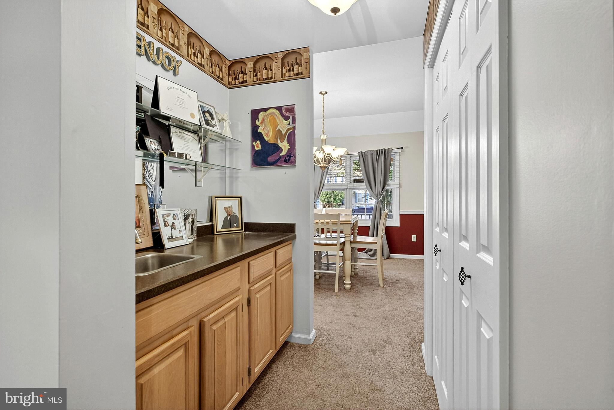 HIDDEN OAKS - Residential