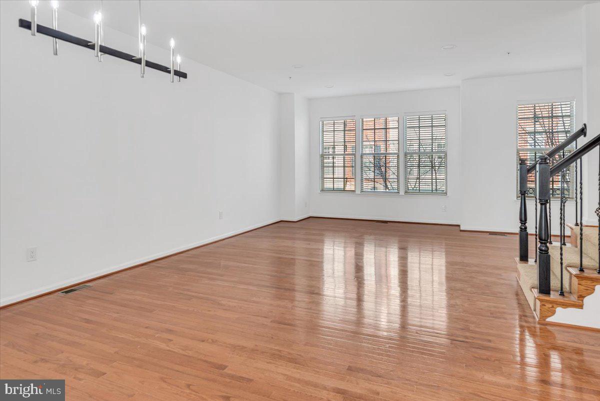 POTOMAC OVERLOOK CONDO - Residential Lease