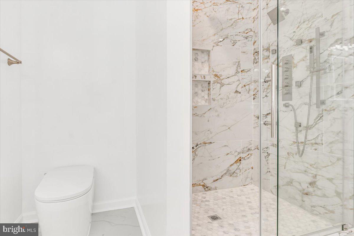 POTOMAC OVERLOOK CONDO - Residential Lease