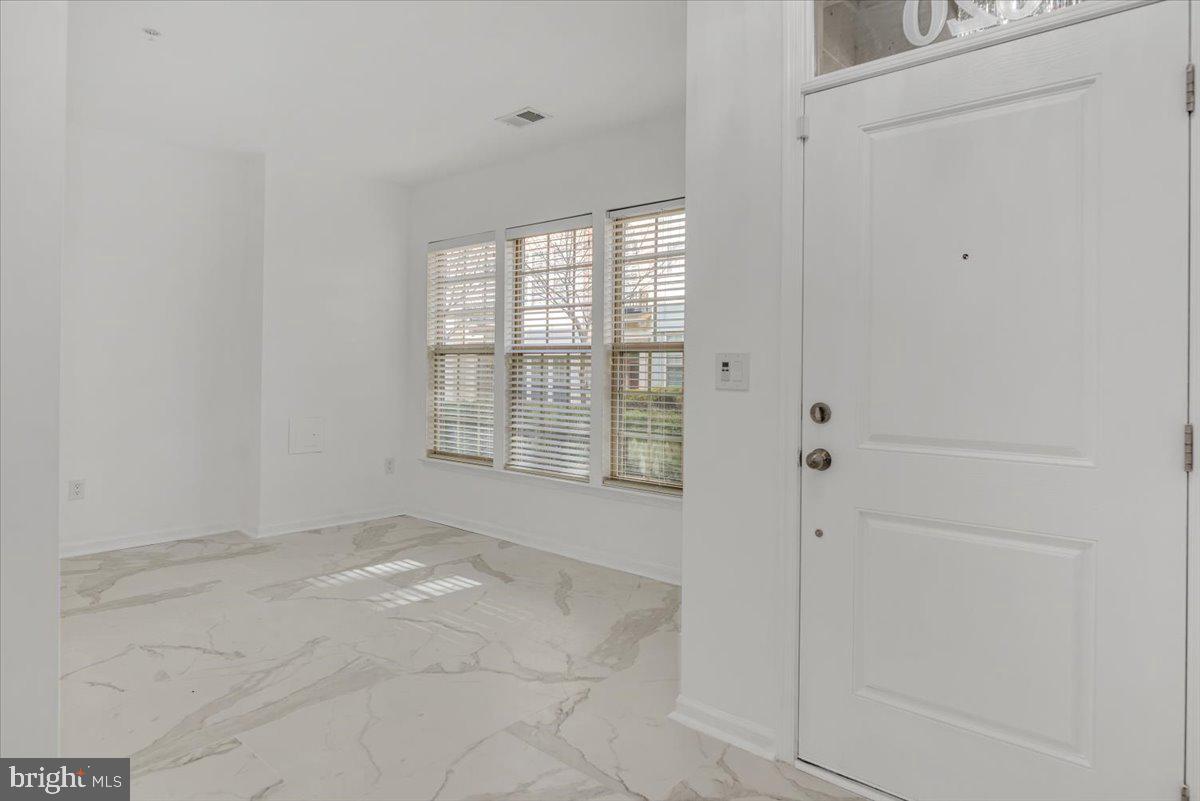 POTOMAC OVERLOOK CONDO - Residential Lease