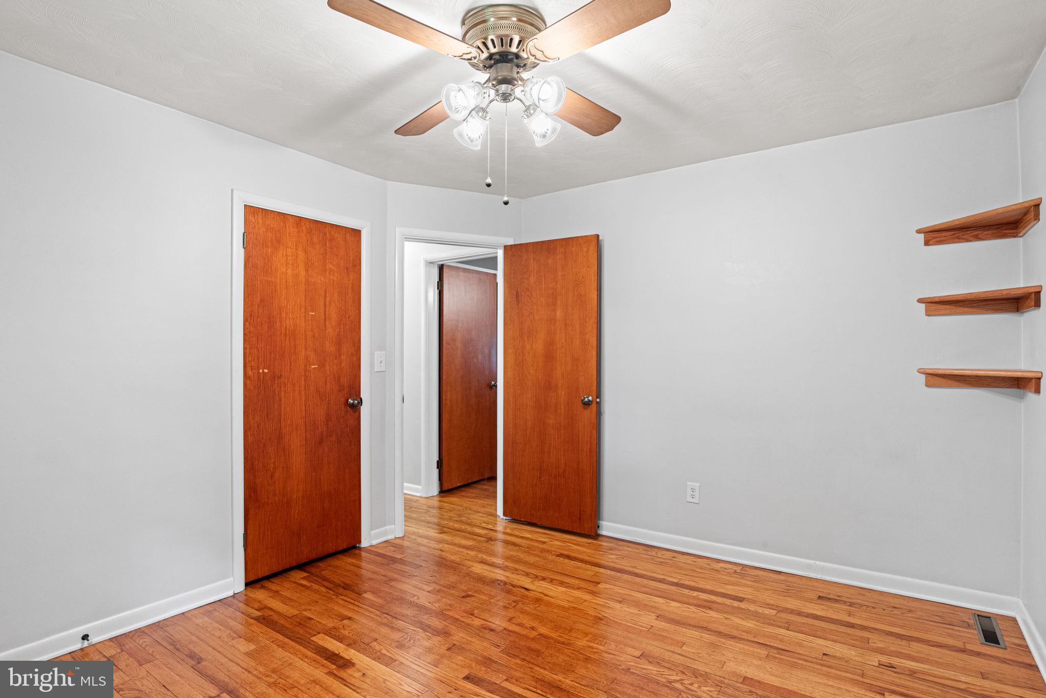 CUMBERLAND PARK - Residential