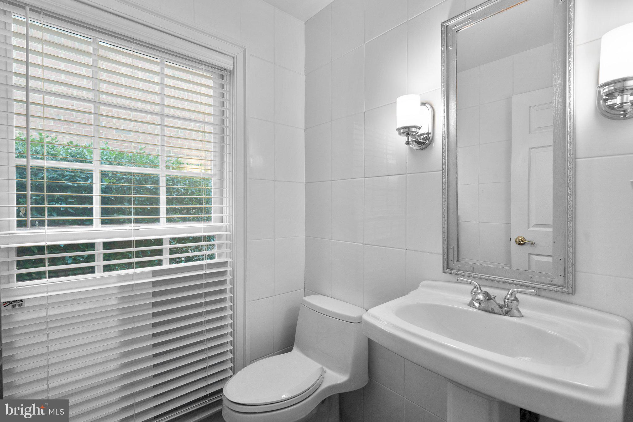 KENTLANDS GATEHOUSE - Residential