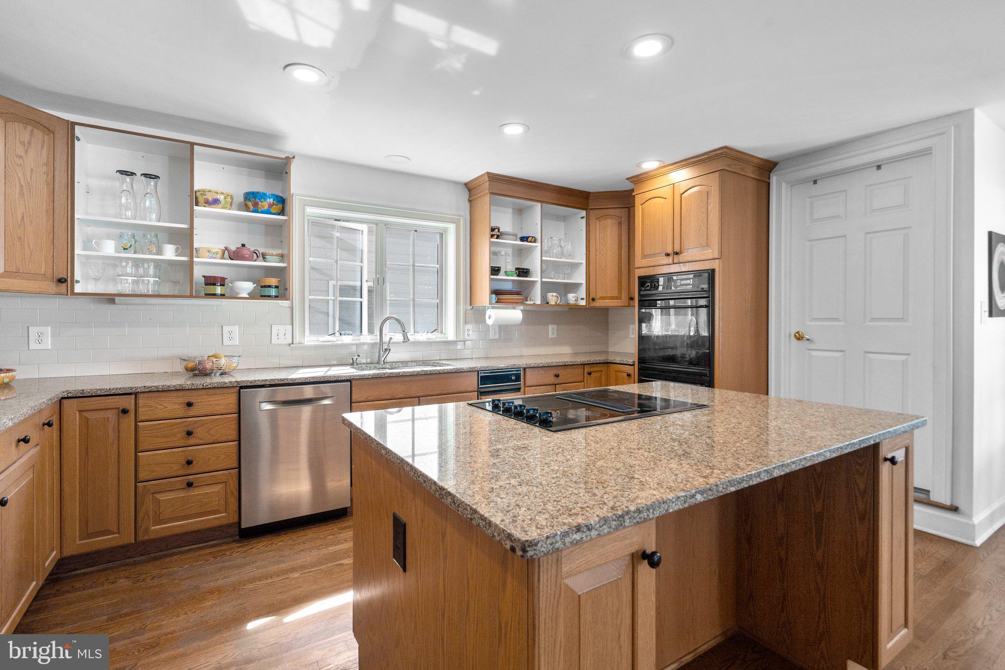 KENTLANDS GATEHOUSE - Residential