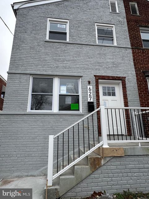 627 DARRINGTON STREET SE WASHINGTON DC 20032