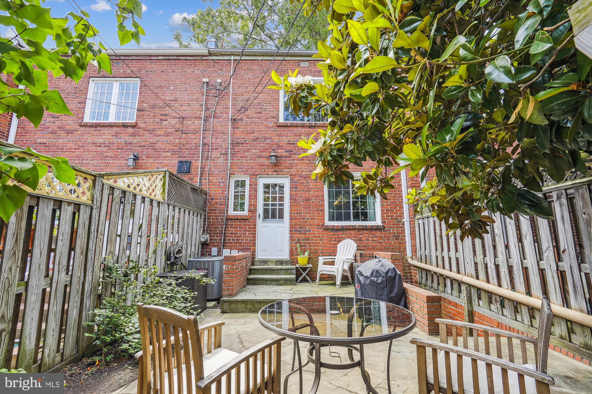 OLD TOWN NORTH - Residential