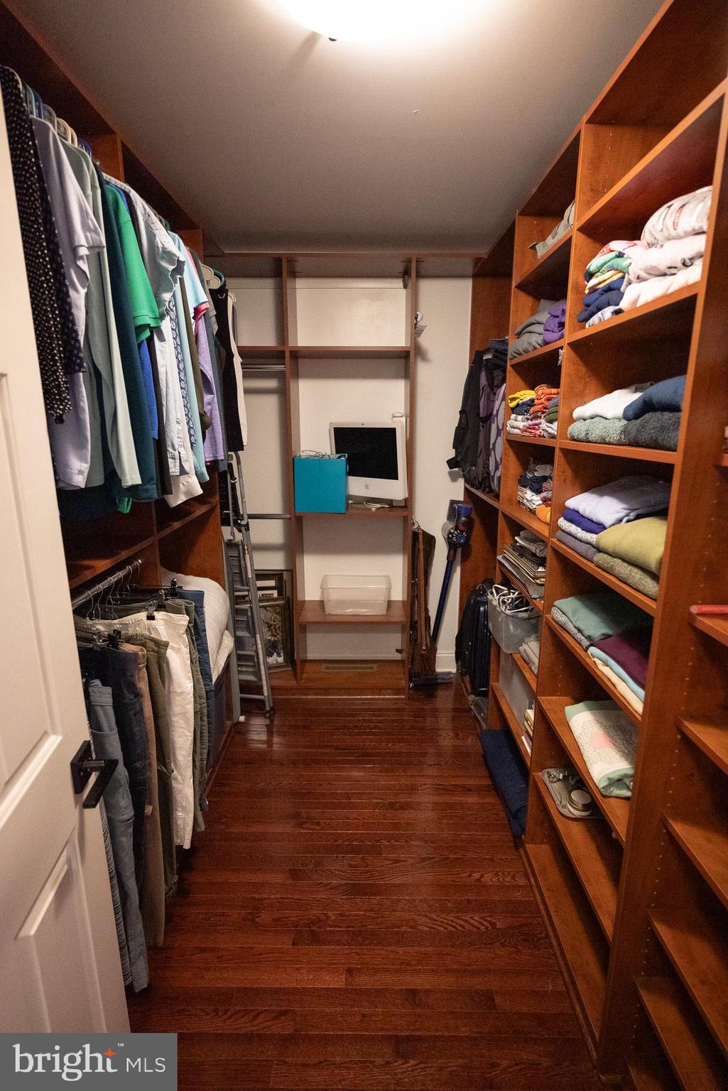 SPRING HOUSE LANE - Residential