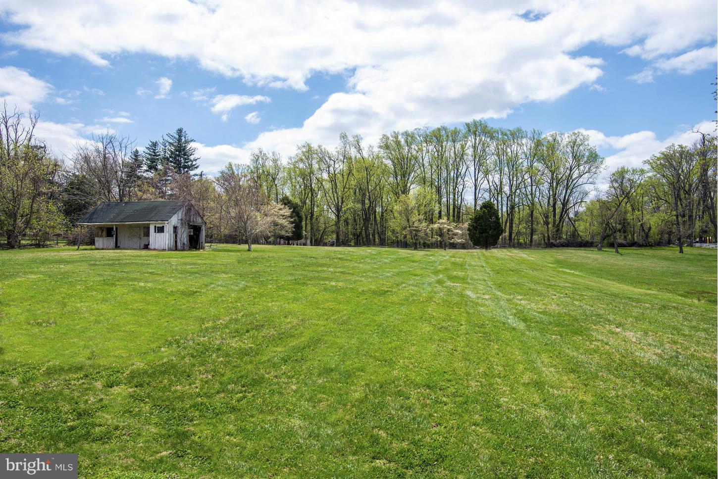 POTOMAC FARM ESTATES - Land