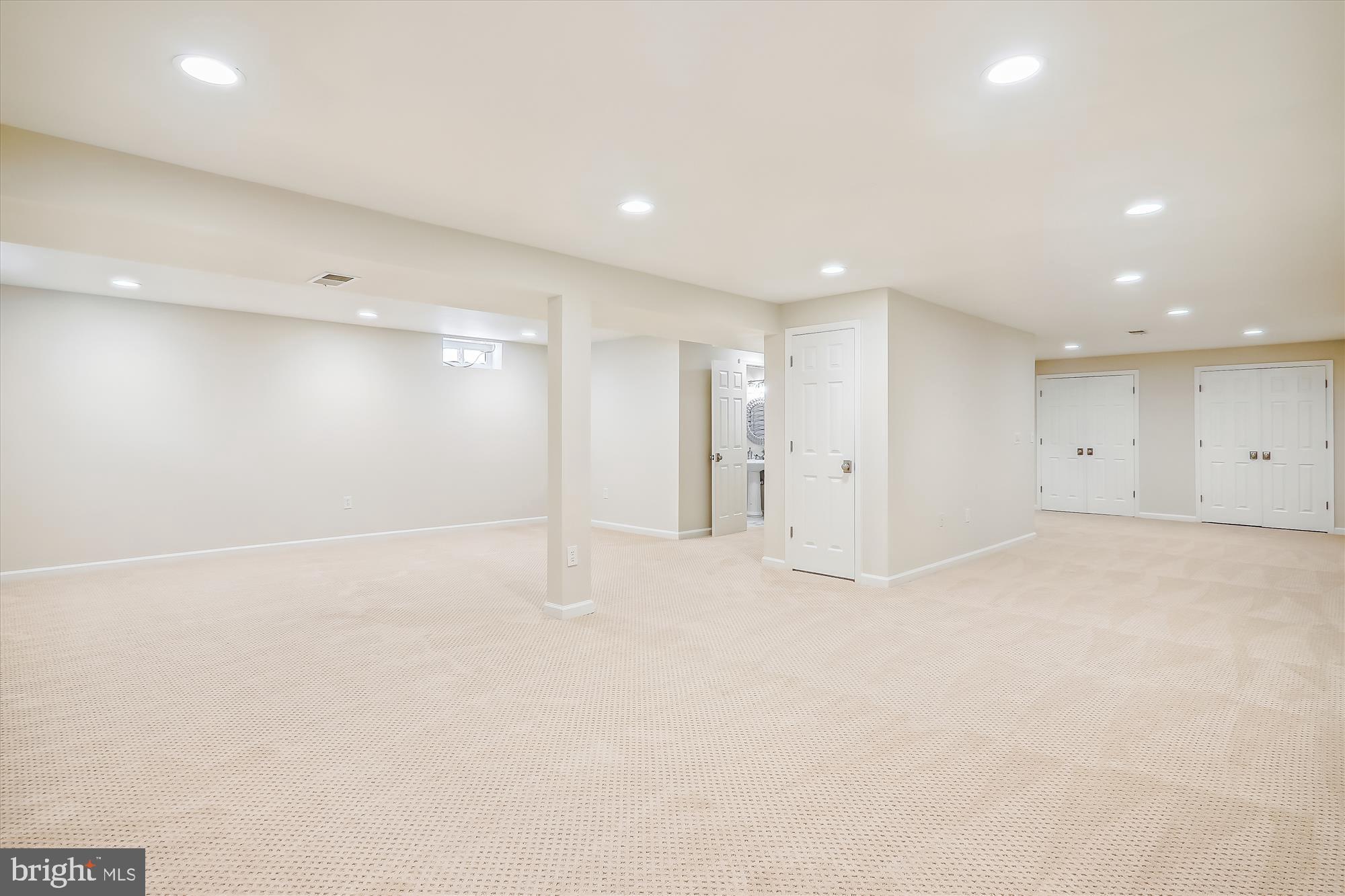 POTOMAC CHASE - Residential