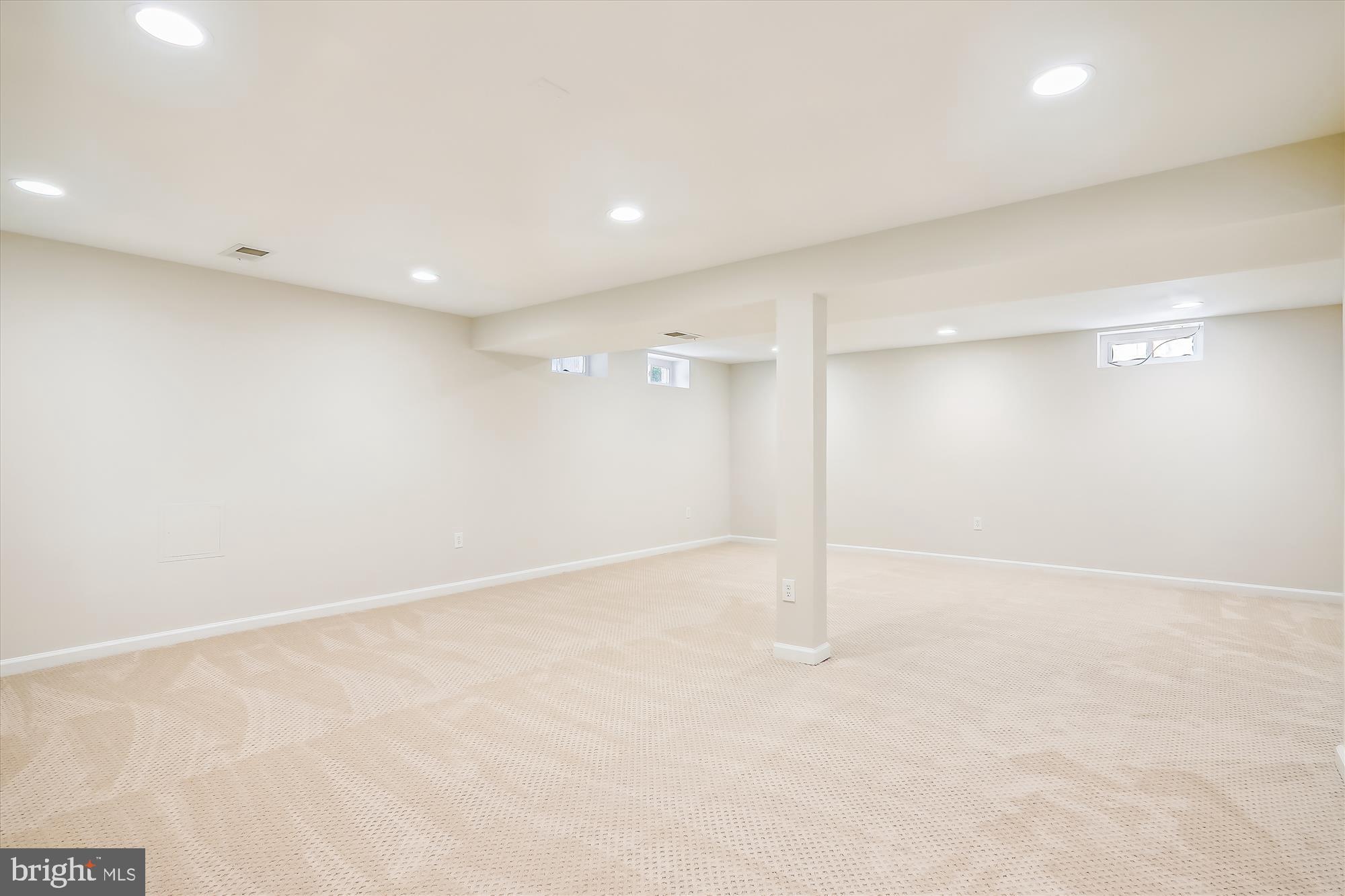 POTOMAC CHASE - Residential