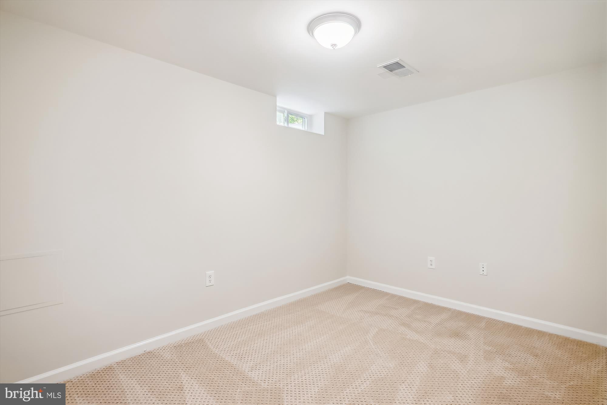 POTOMAC CHASE - Residential