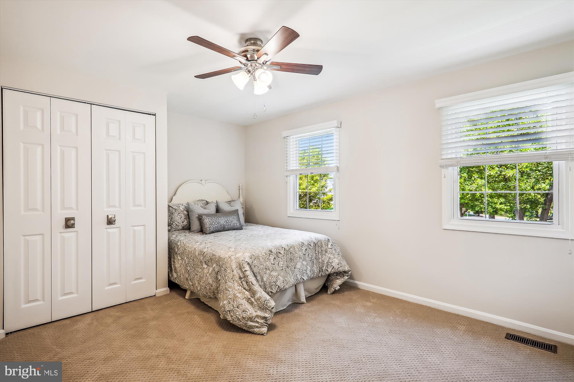 POTOMAC CHASE - Residential