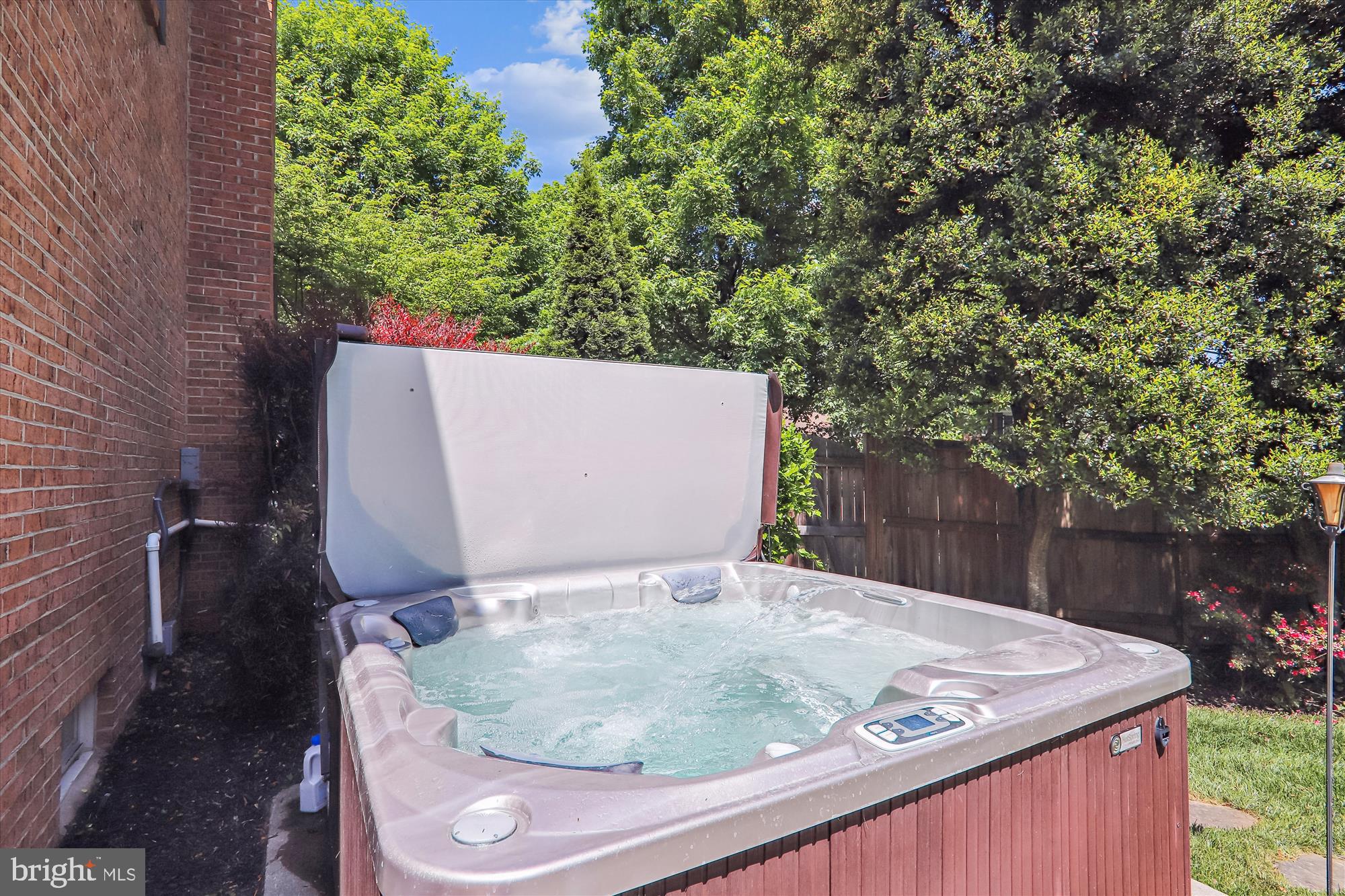 POTOMAC CHASE - Residential