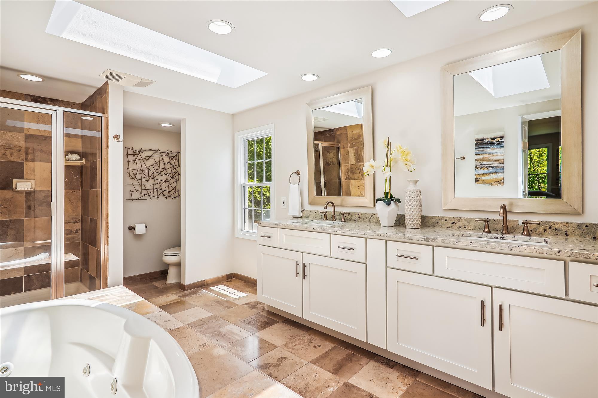 POTOMAC CHASE - Residential