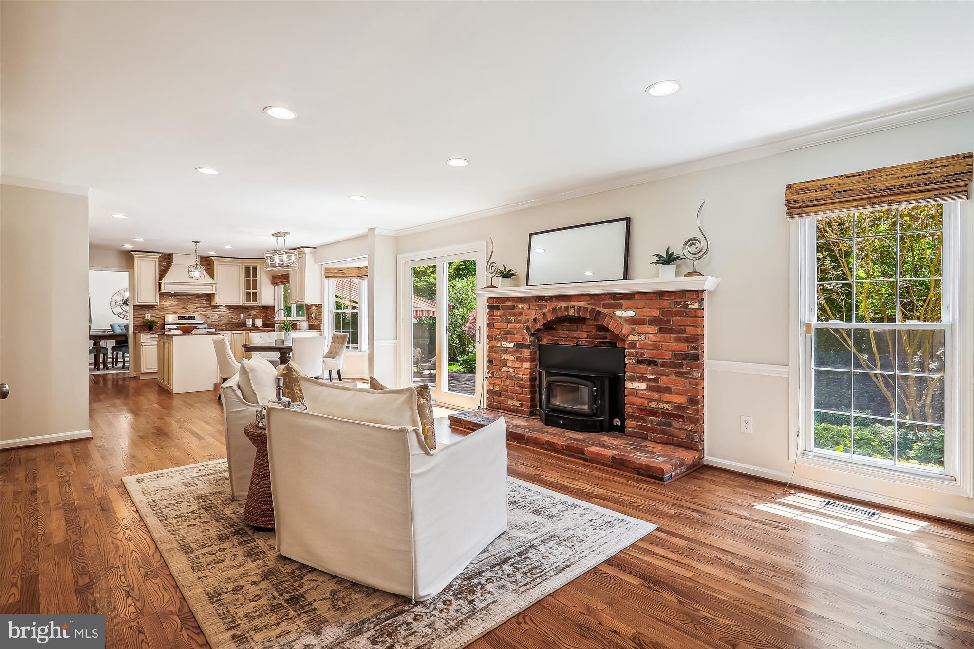 POTOMAC CHASE - Residential