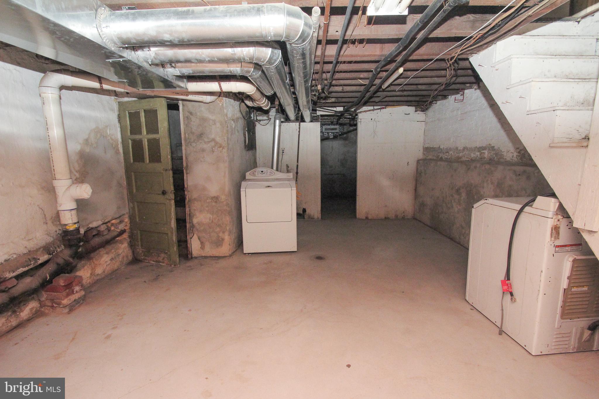 MANAYUNK - Residential Lease