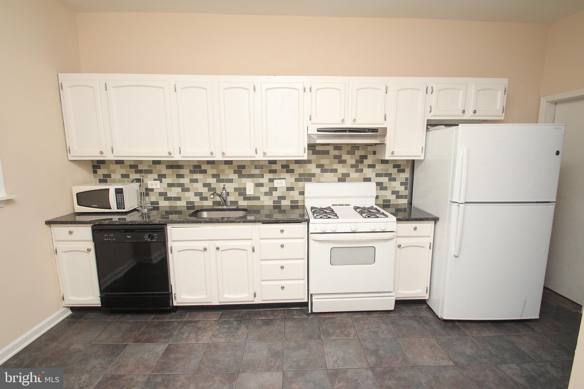 MANAYUNK - Residential Lease