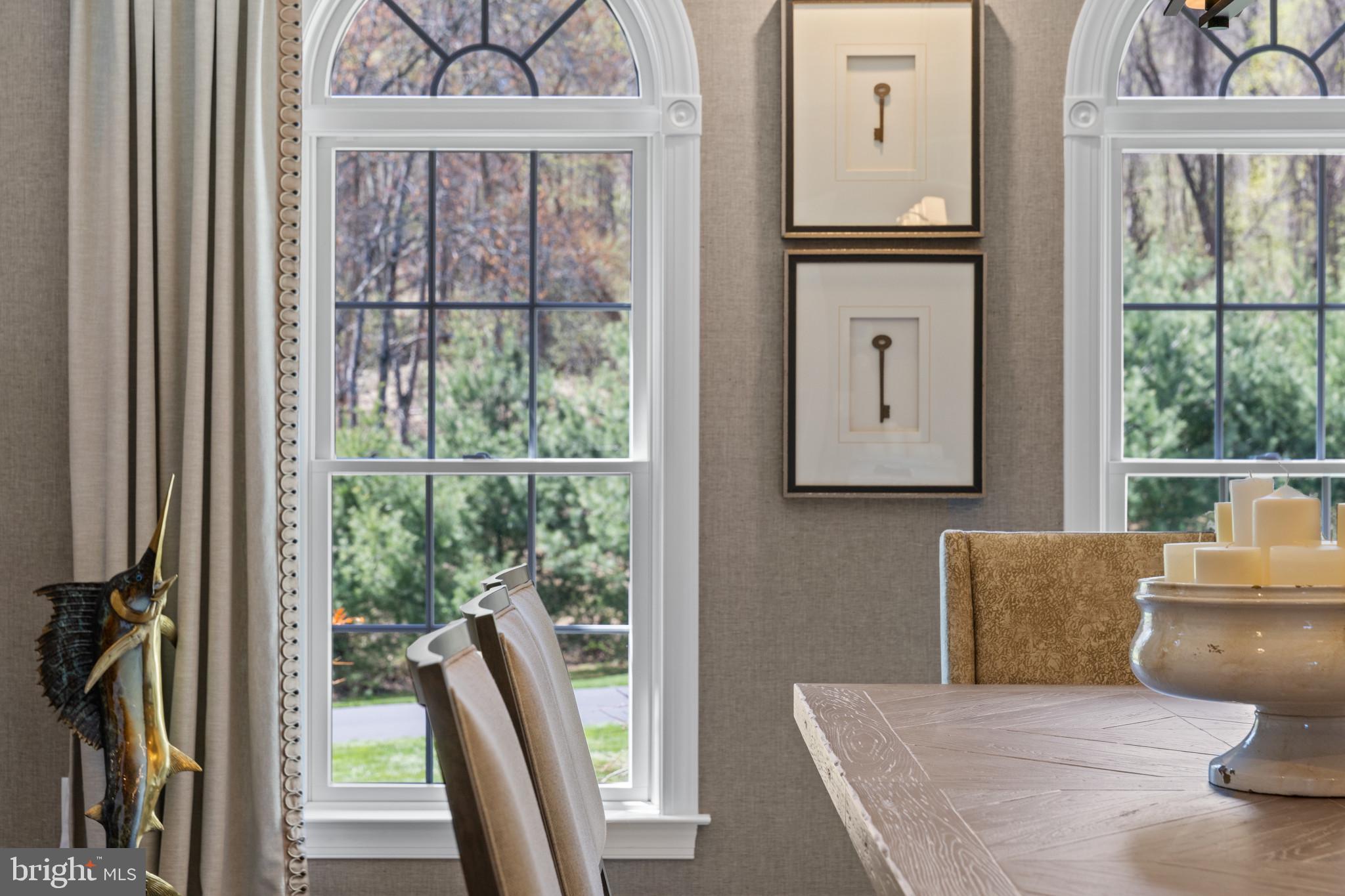 WHITE HALL - Residential