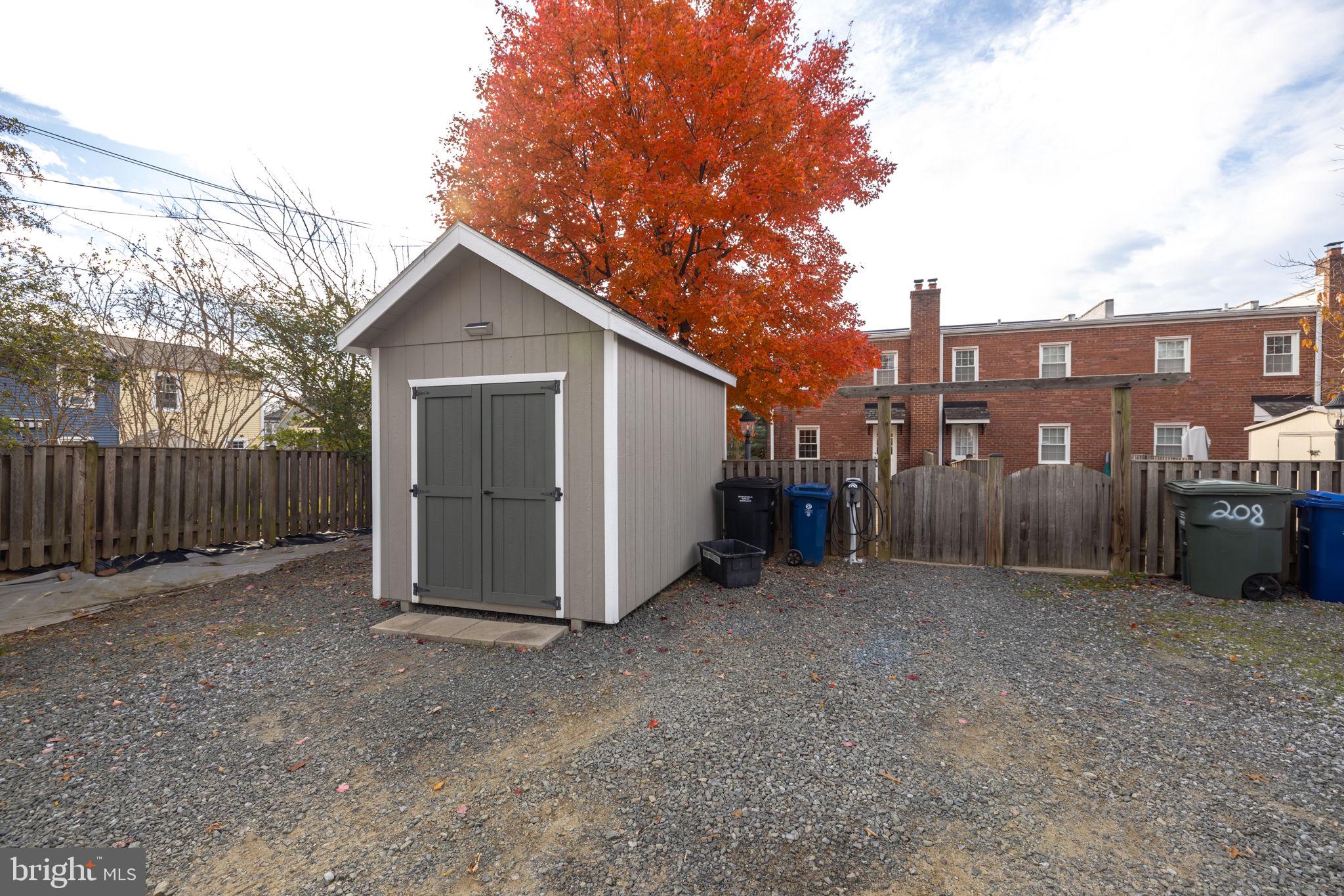 LYNHAVEN - Residential