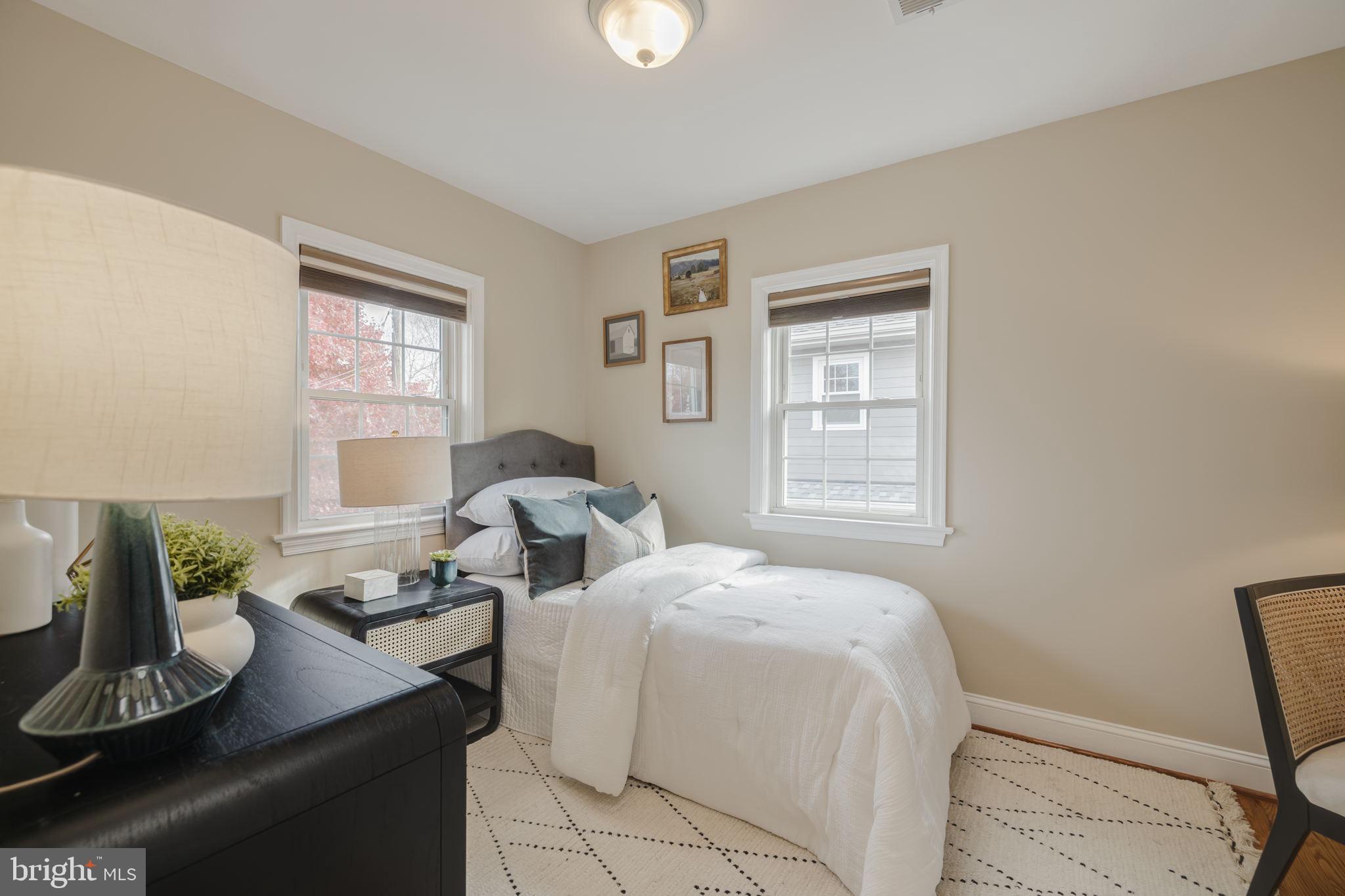 LYNHAVEN - Residential