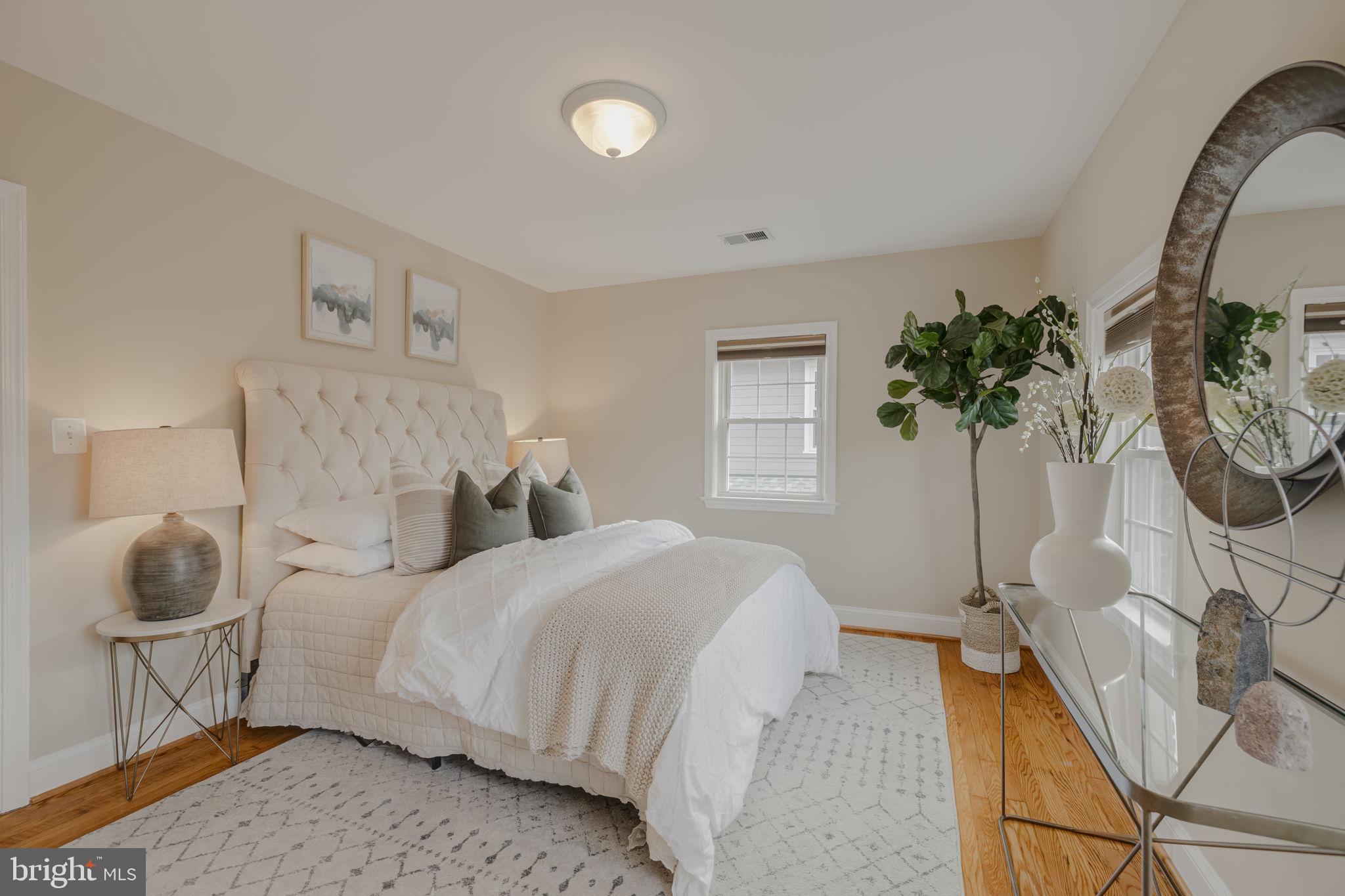 LYNHAVEN - Residential