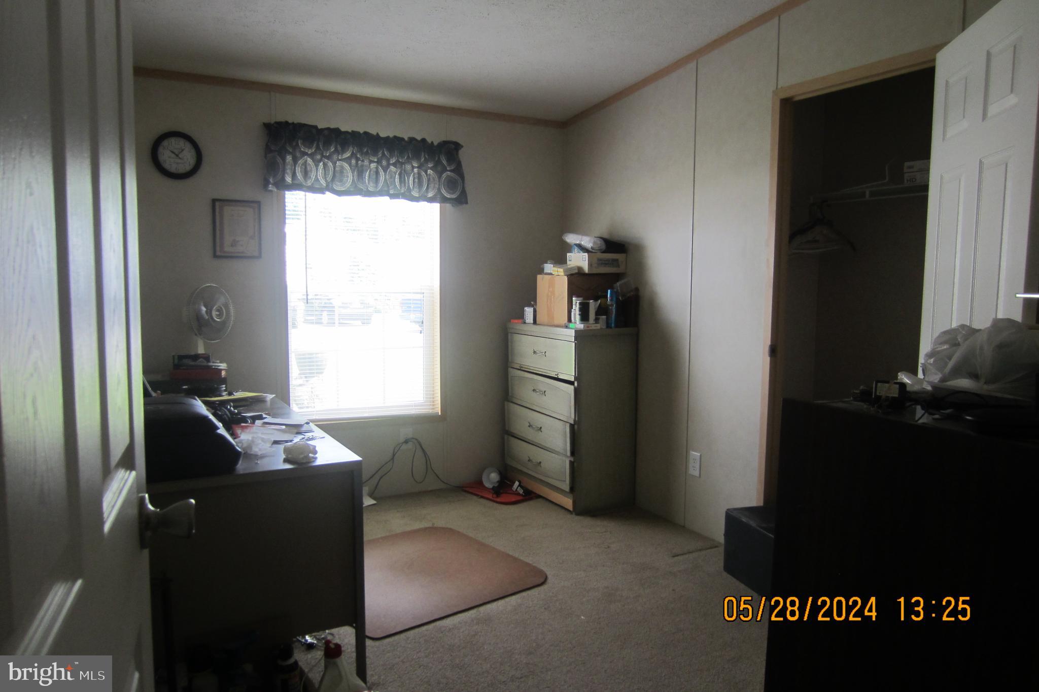 MIDLAND PARK - Residential