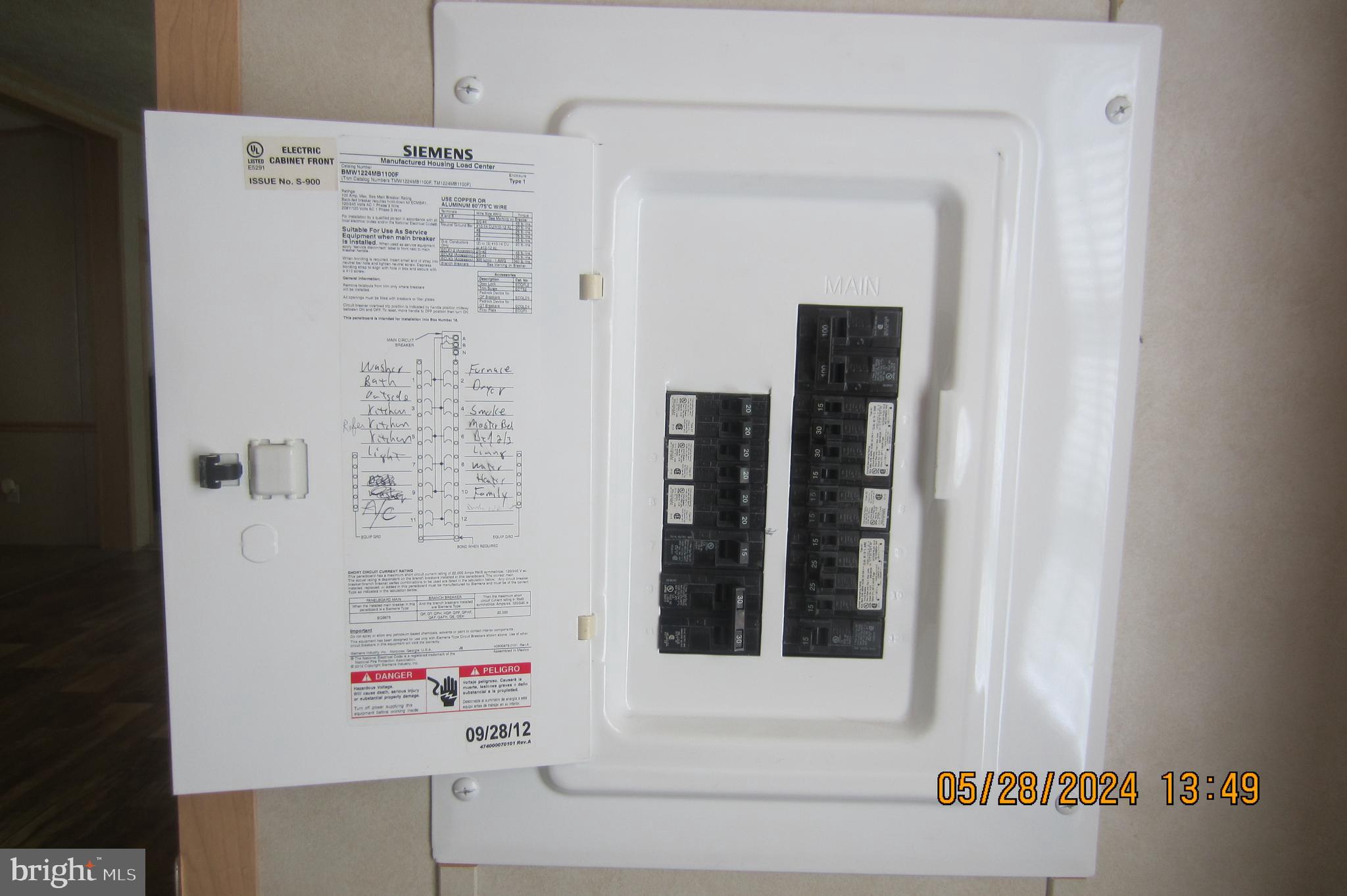 MIDLAND PARK - Residential