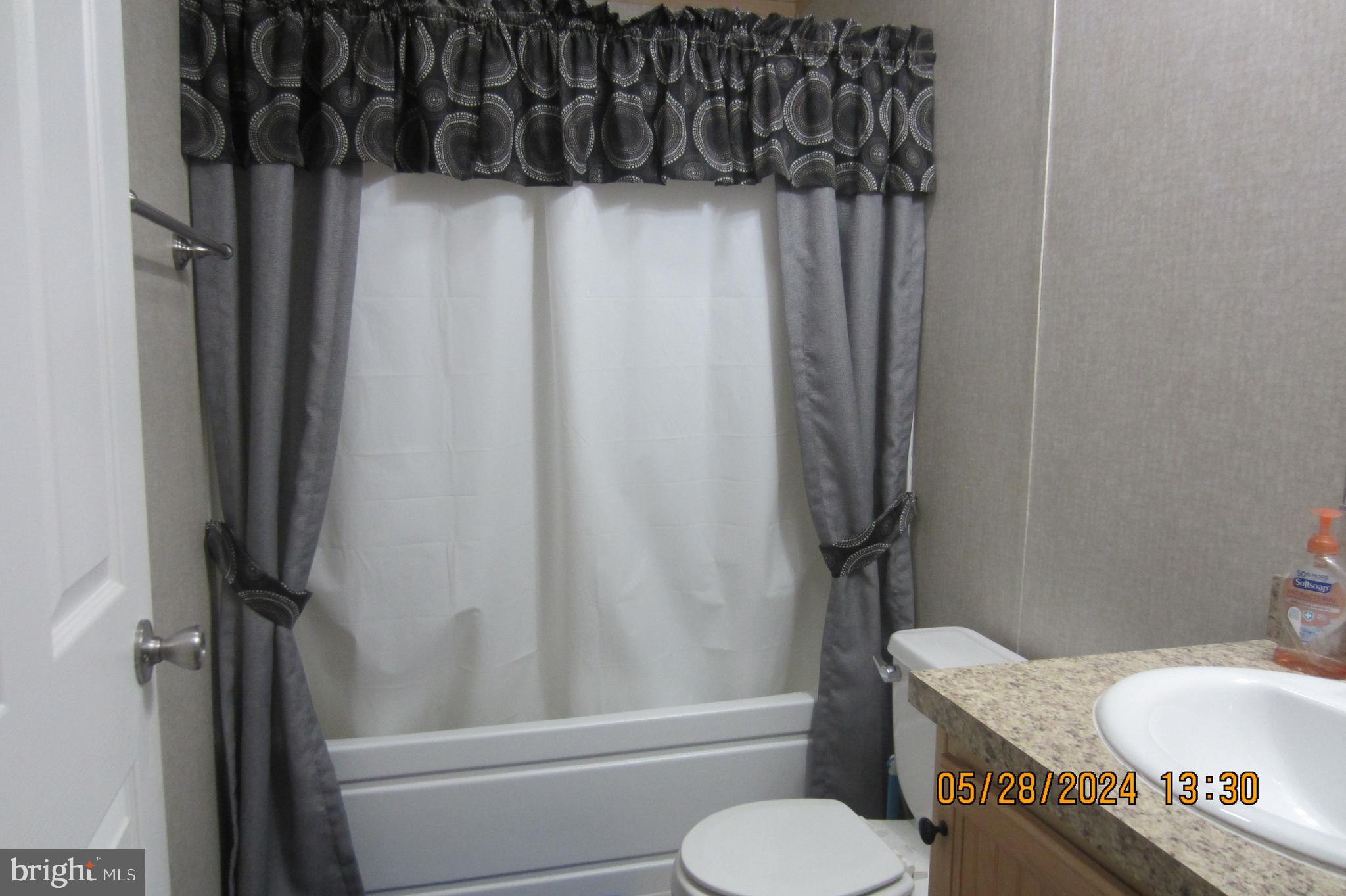 MIDLAND PARK - Residential