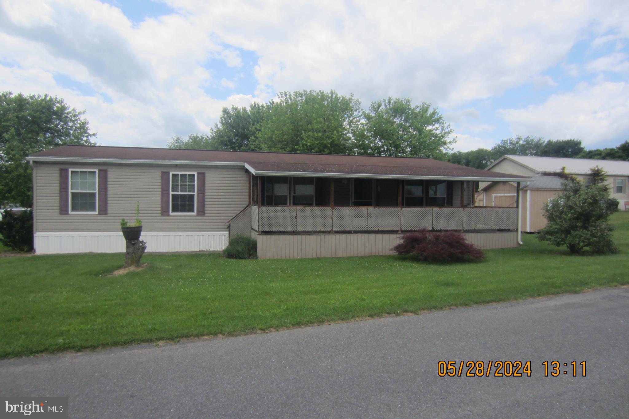 MIDLAND PARK - Residential