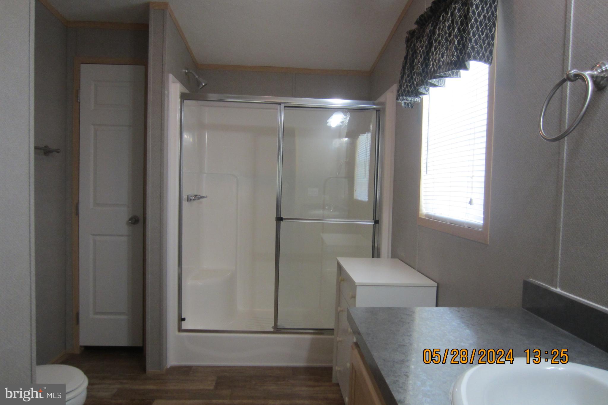 MIDLAND PARK - Residential