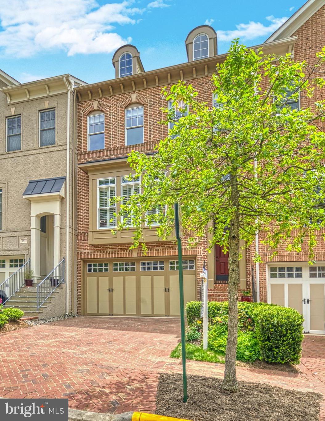 STOCKWELL MANOR - Residential