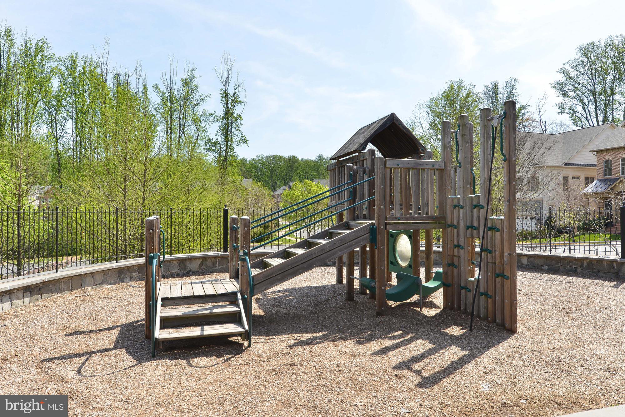 STOCKWELL MANOR - Residential