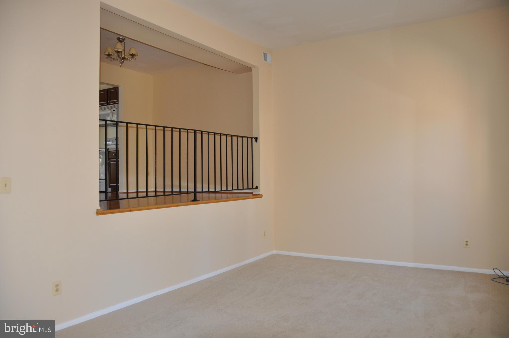 DANBURY FOREST - Residential Lease