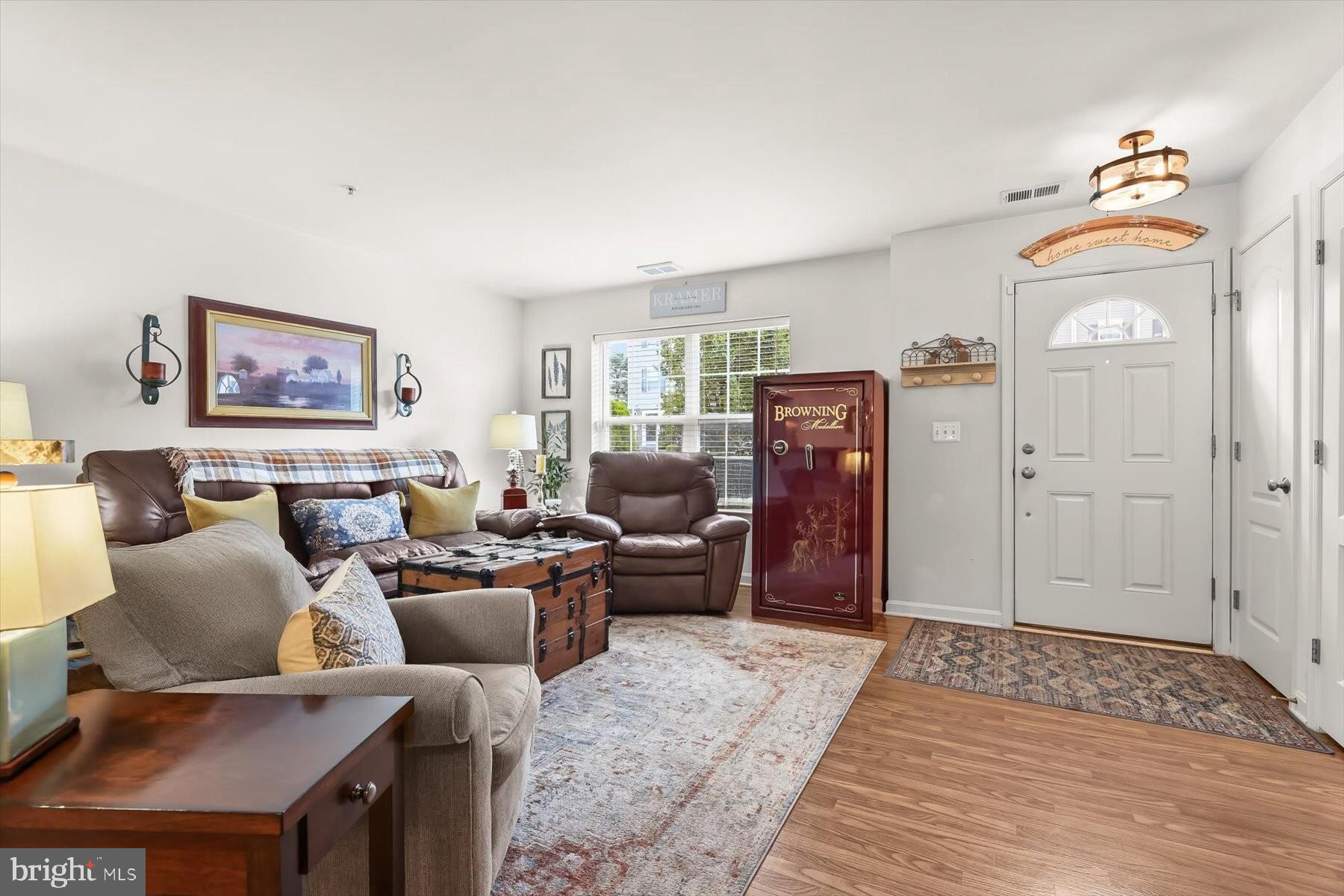 1909 LENNOX DRIVE 90