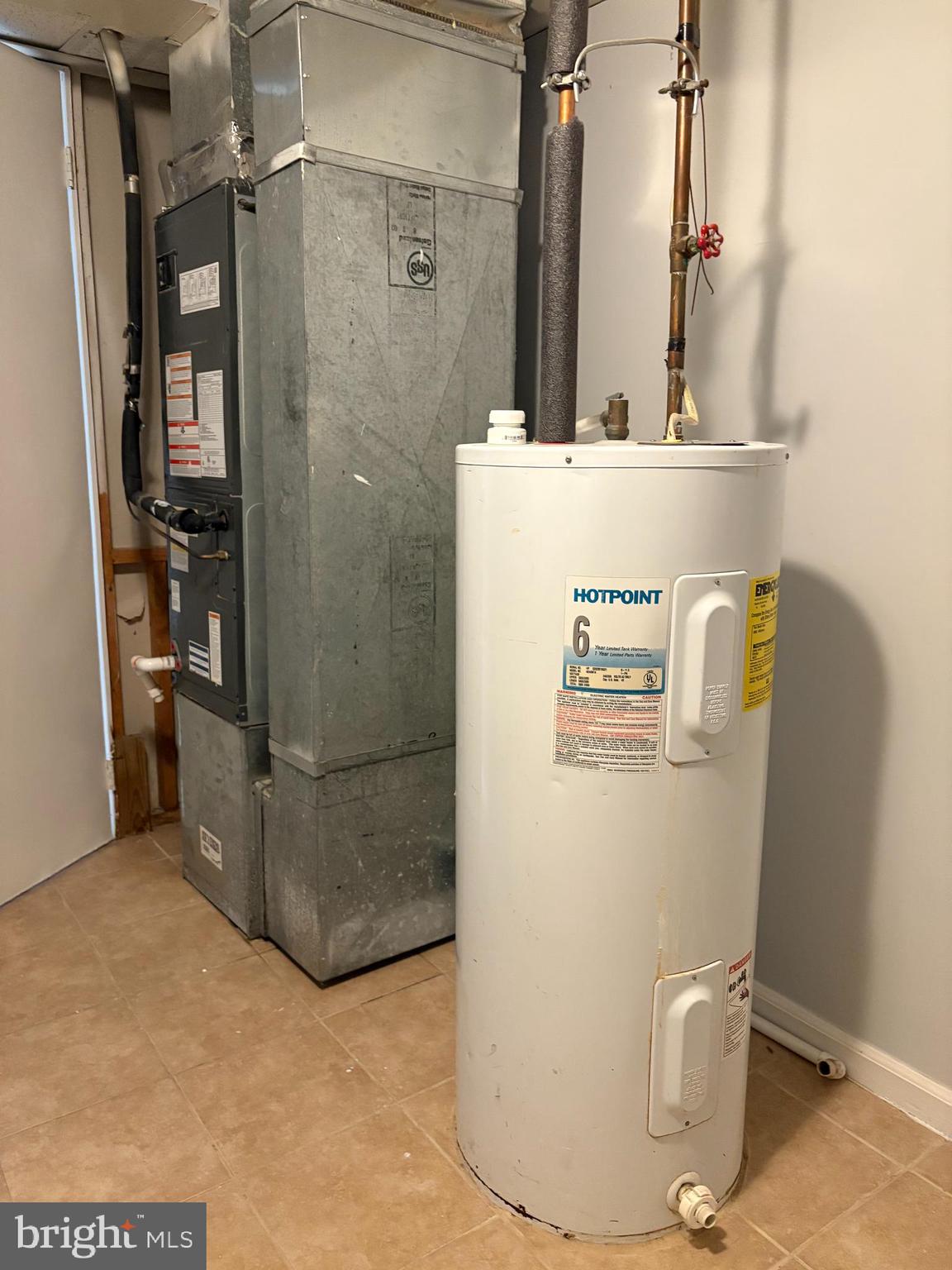 GUILFORD SQUARE - Residential