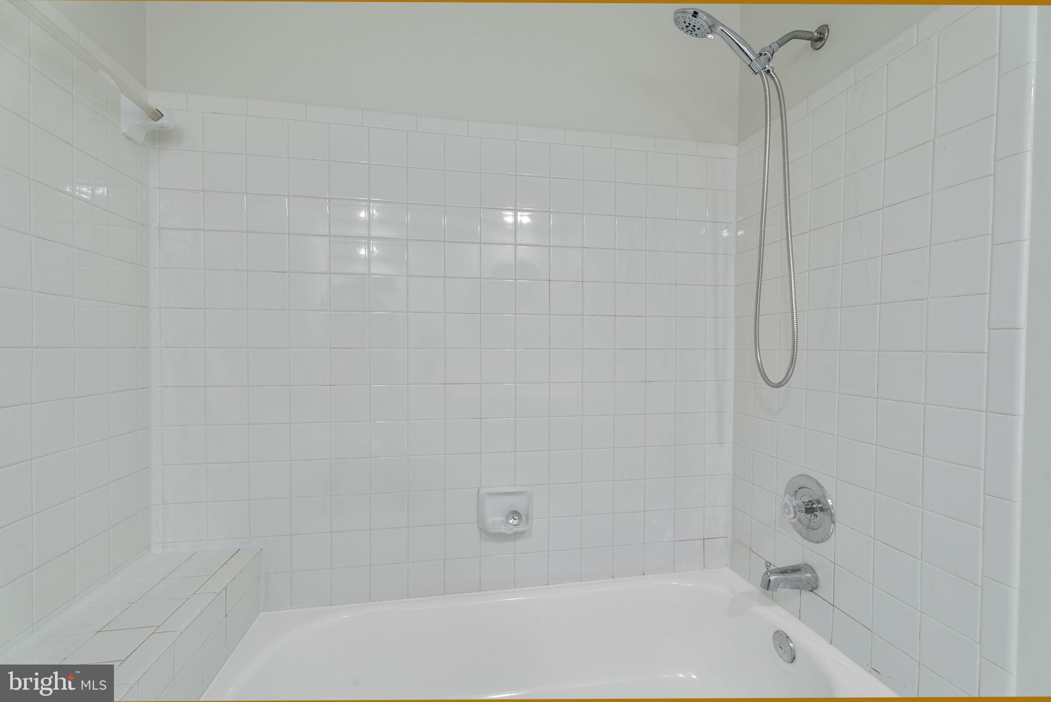 THE VINEYARDS CODM - Residential Lease