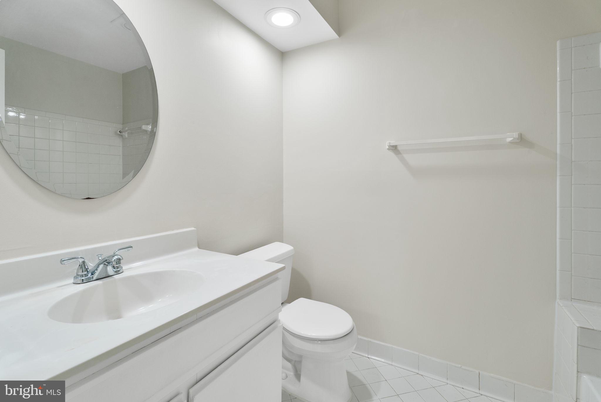 THE VINEYARDS CODM - Residential Lease