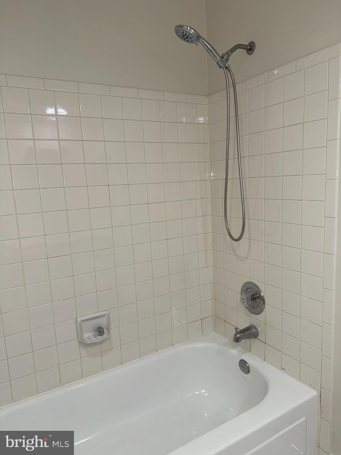 THE VINEYARDS CODM - Residential Lease