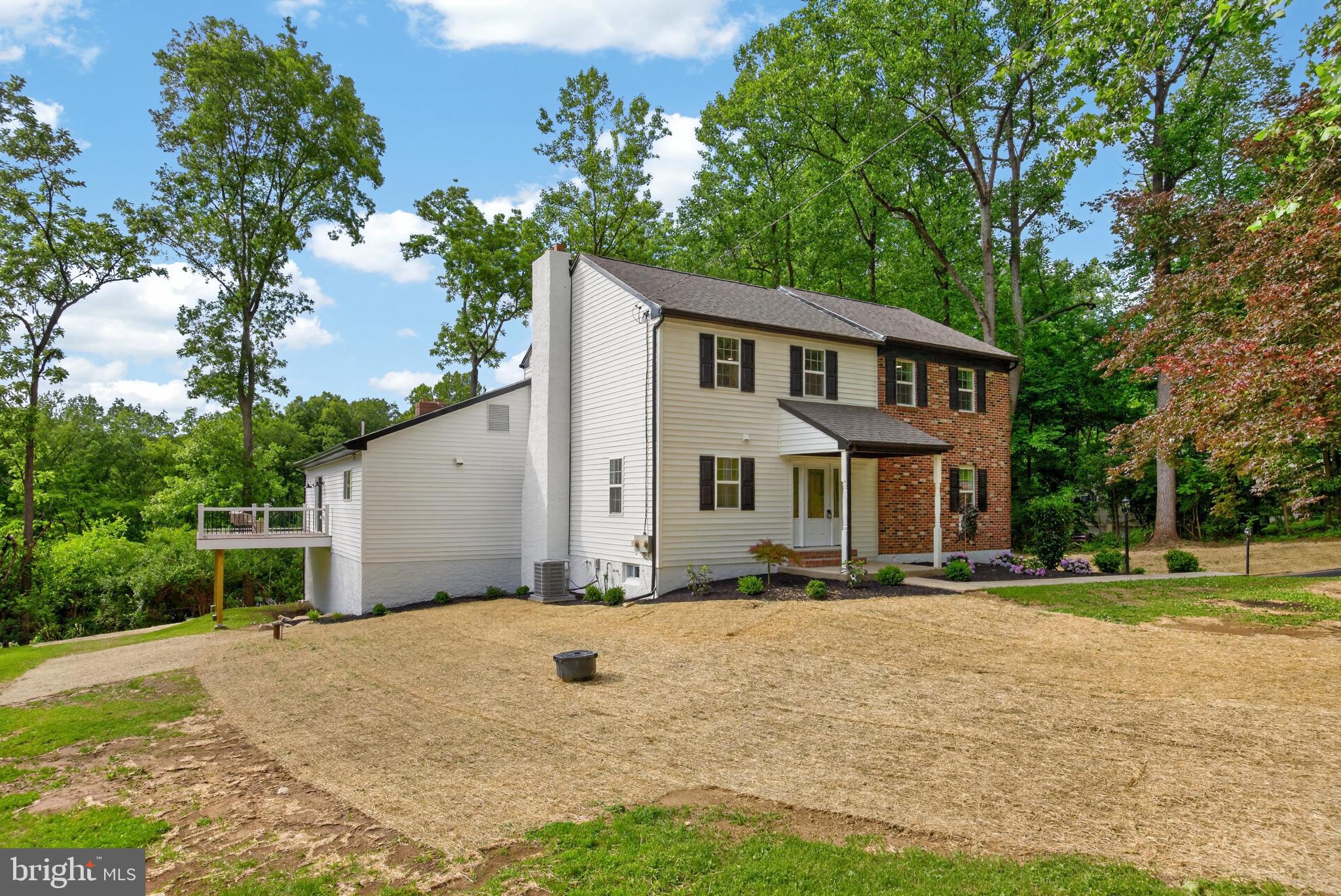 303 NORWOOD ROAD