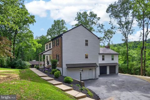 Homes For Sale - 303 Norwood Road<br/> DOWNINGTOWN, PA 19335