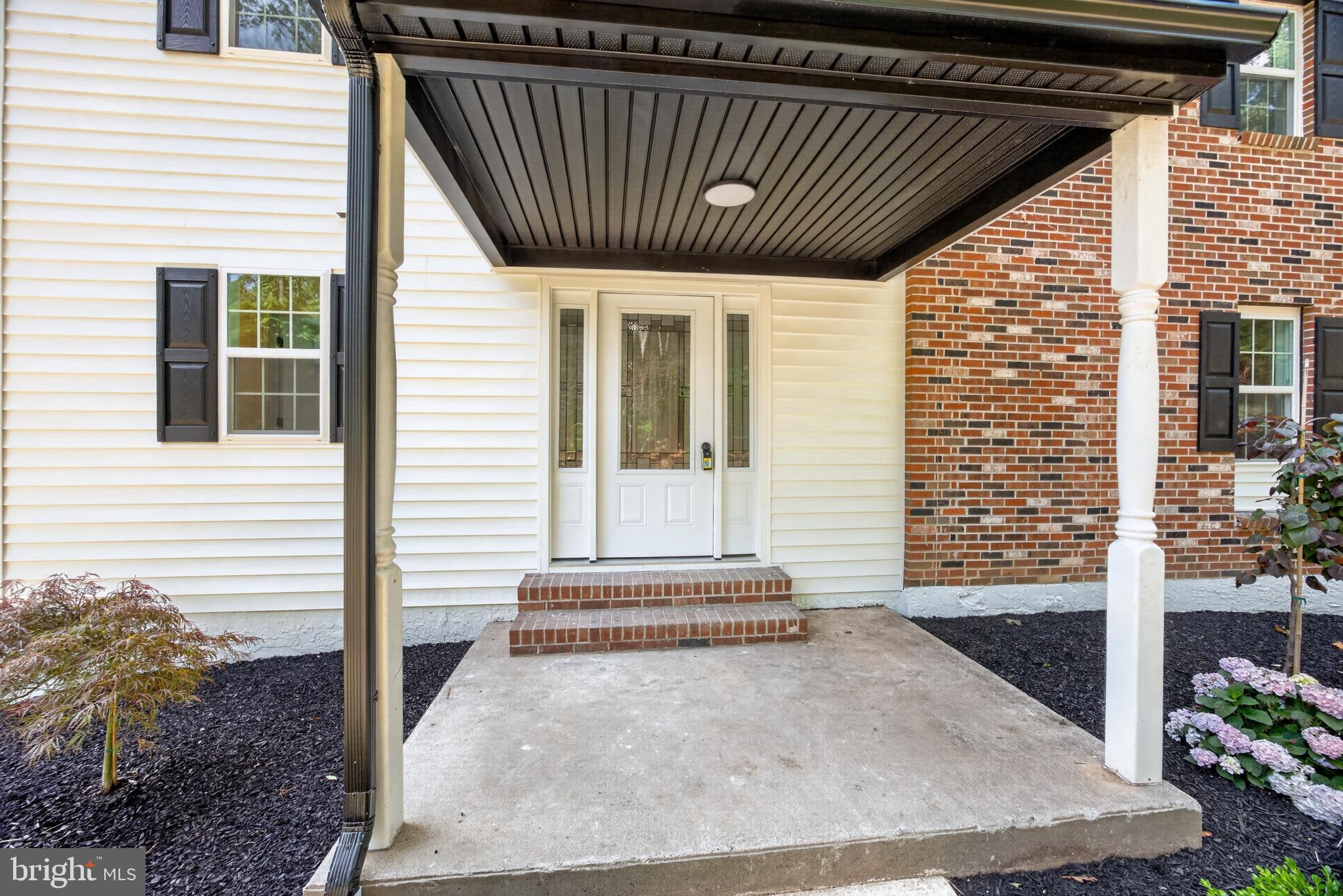 303 NORWOOD ROAD