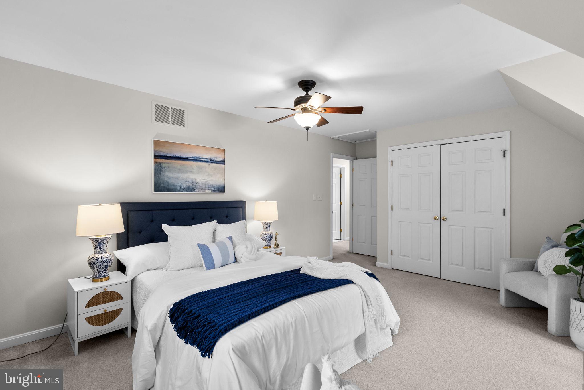 TWIN HILLS - Residential