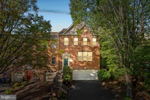 4009 ROSEMEADE DRIVE FAIRFAX VA 22033