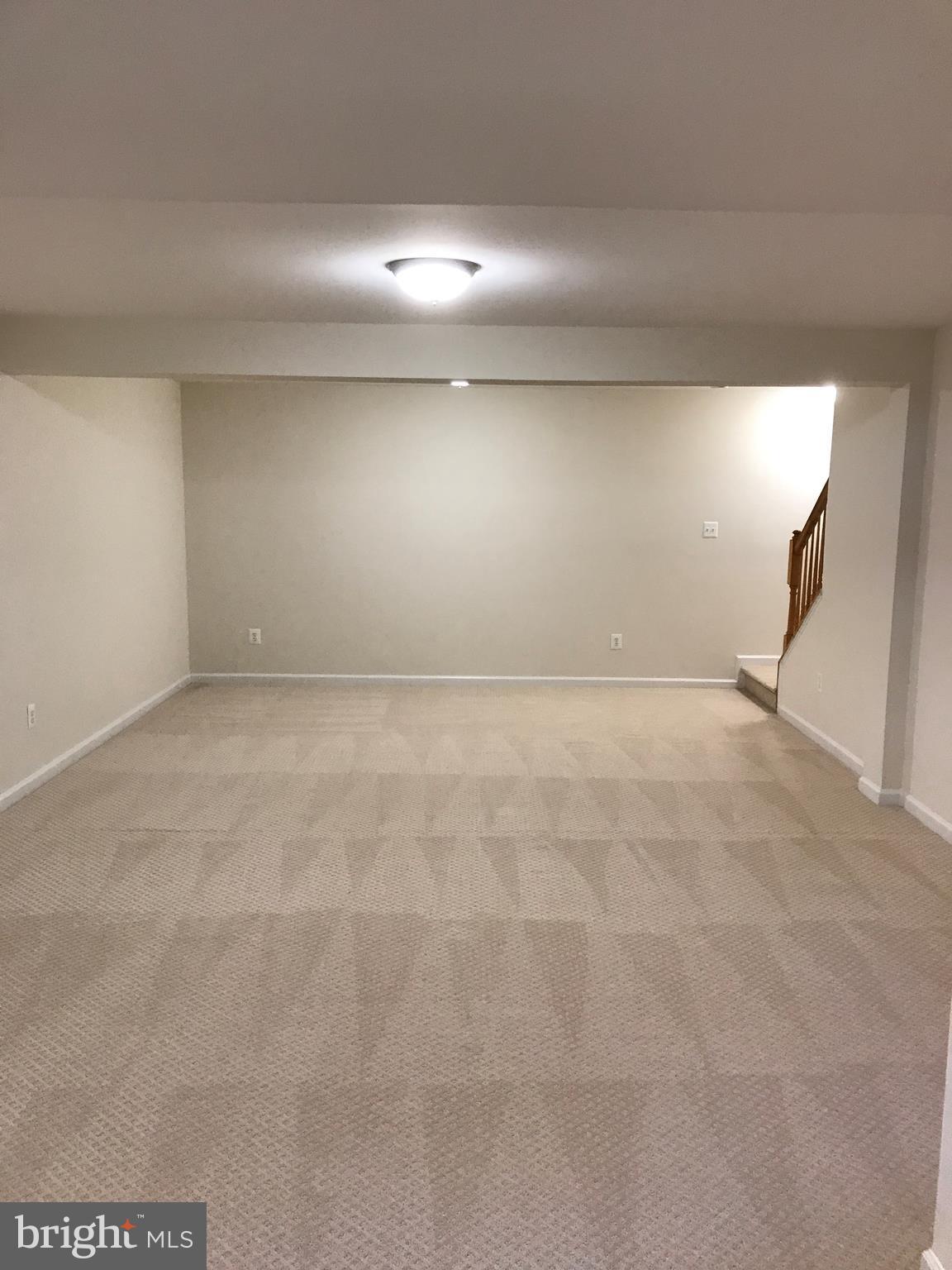 STAFFORD LAKES VILLAGE - Residential