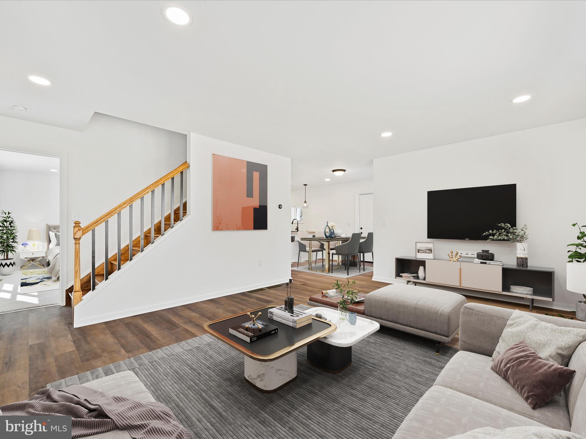 SUNNYSIDE - Residential