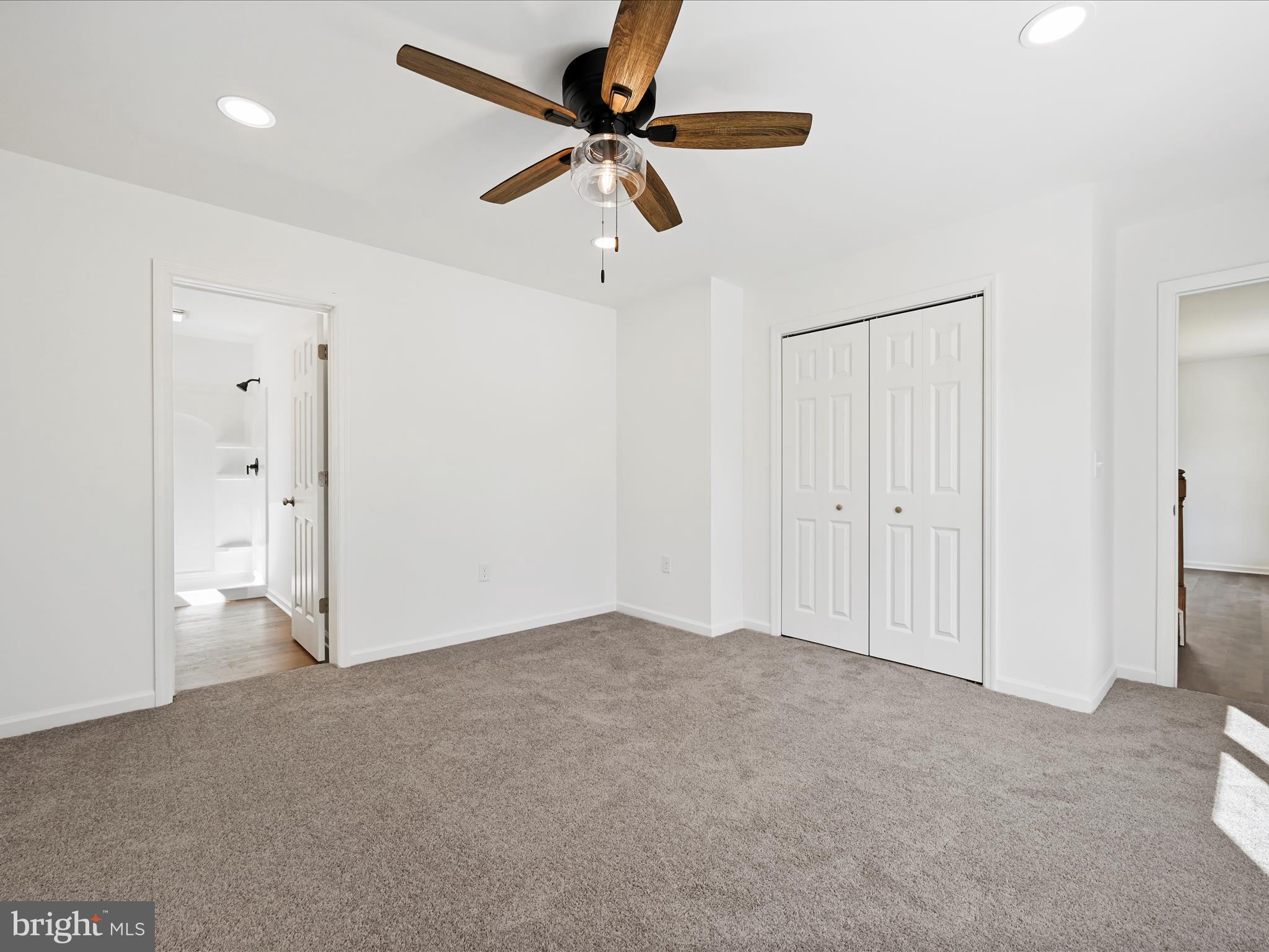 SUNNYSIDE - Residential